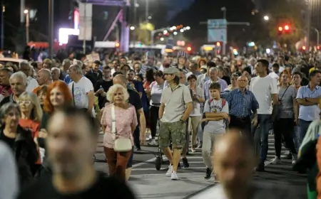 22. protest "Srbija protiv nasilja" - Građanima se obratili Nebojša Zelenović i Radomir Lazović