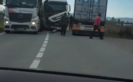 Sudarila se dva šlepera, saobraćaj otežan!