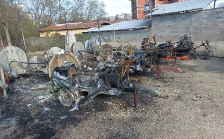 Opozicionaru zapaljene mašine: Mislim da je ovaj požar politički i ima za cilj da me „opomene“!