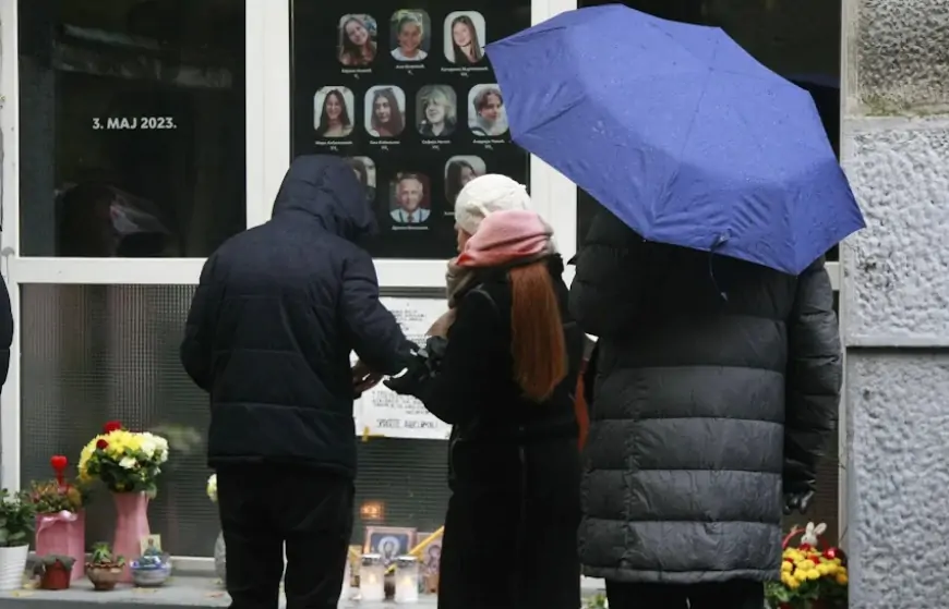 Protest roditelja dece ubijene u "Ribnikaru"