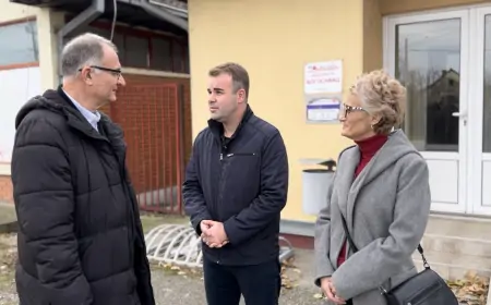 Danas mogu da se leče samo oni koji imaju broj telefona Dane Grujičić