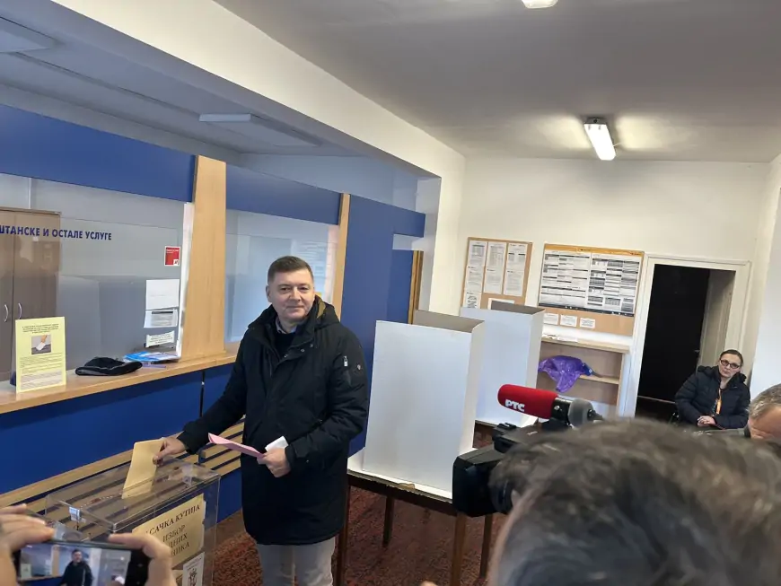 Zelenović: Danas je dan odluke, danas menjamo Srbiju