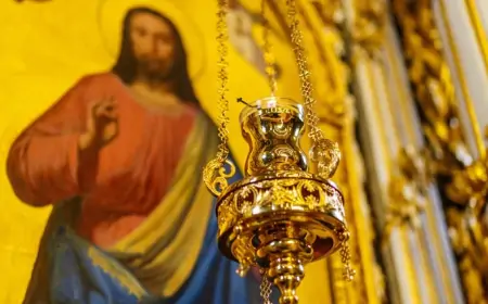 Danas slavimo Sveta tri jerarha