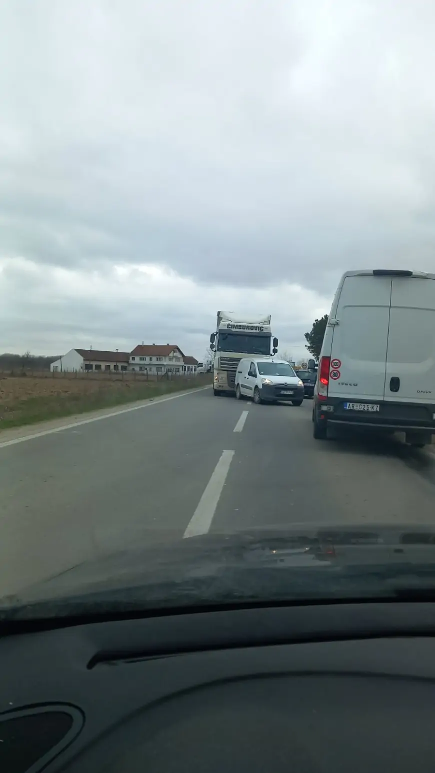 Udes u Duvaništu, saobraćaj otežan