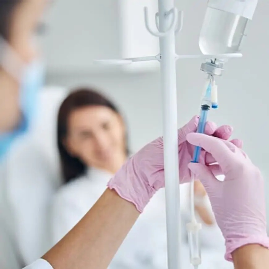 Urgentni: Jedna osoba povređena je u saobraćajnoj nesreći i troje u tučama