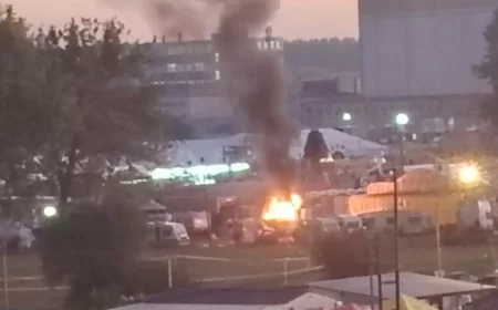 Požar na Vašarištu: Povređen muškarac, izgoreo kamion beogradskih tablica