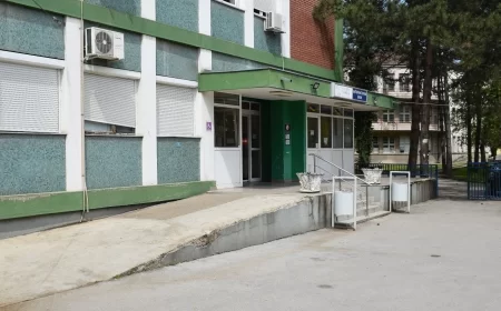 Urgentni: U saobraćajnoj nesreći lakše je povređena jedna osoba, a u tučama četiri od kojih jedna teže