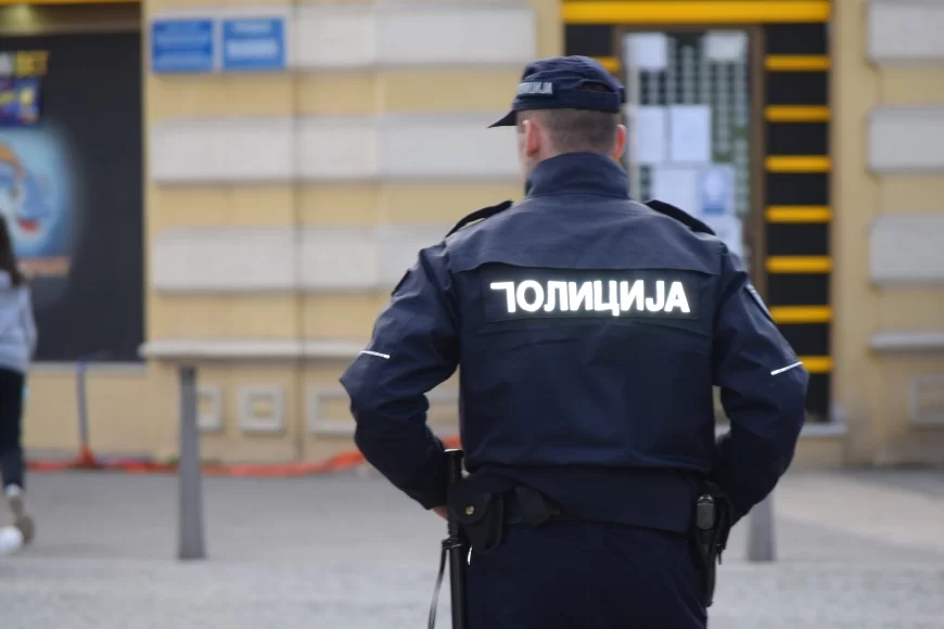 Bogatić: tokom protesta povređena dva policajca, tužilaštvo predložilo pritvor osumnjičenima