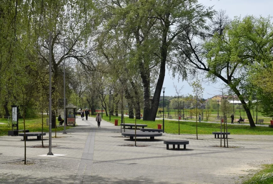 Ujutru hladno, tokom dana umreno oblačno