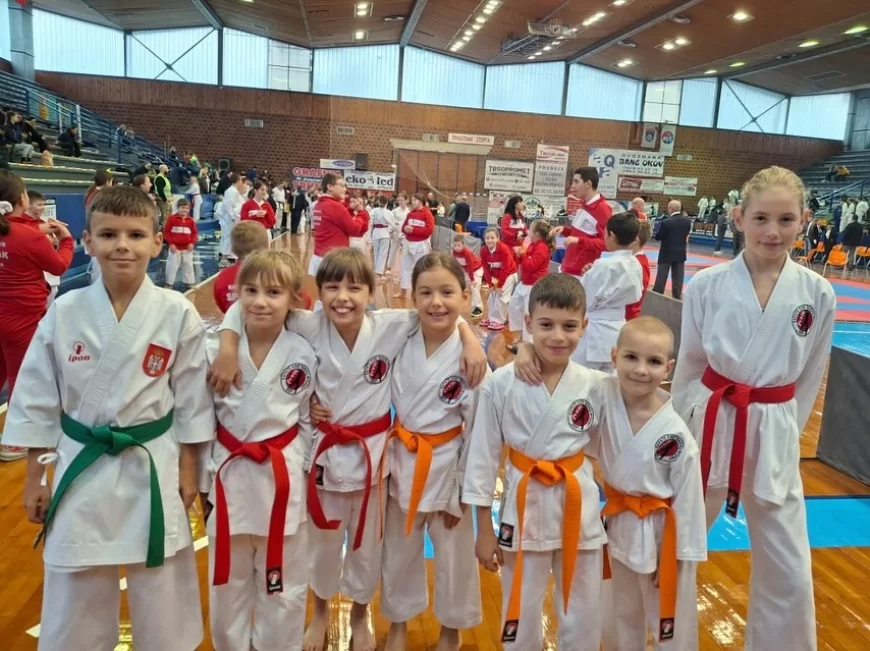 Mladi karatisti „Šabac Fuđimi“ uspešni na turniru u Jagodini