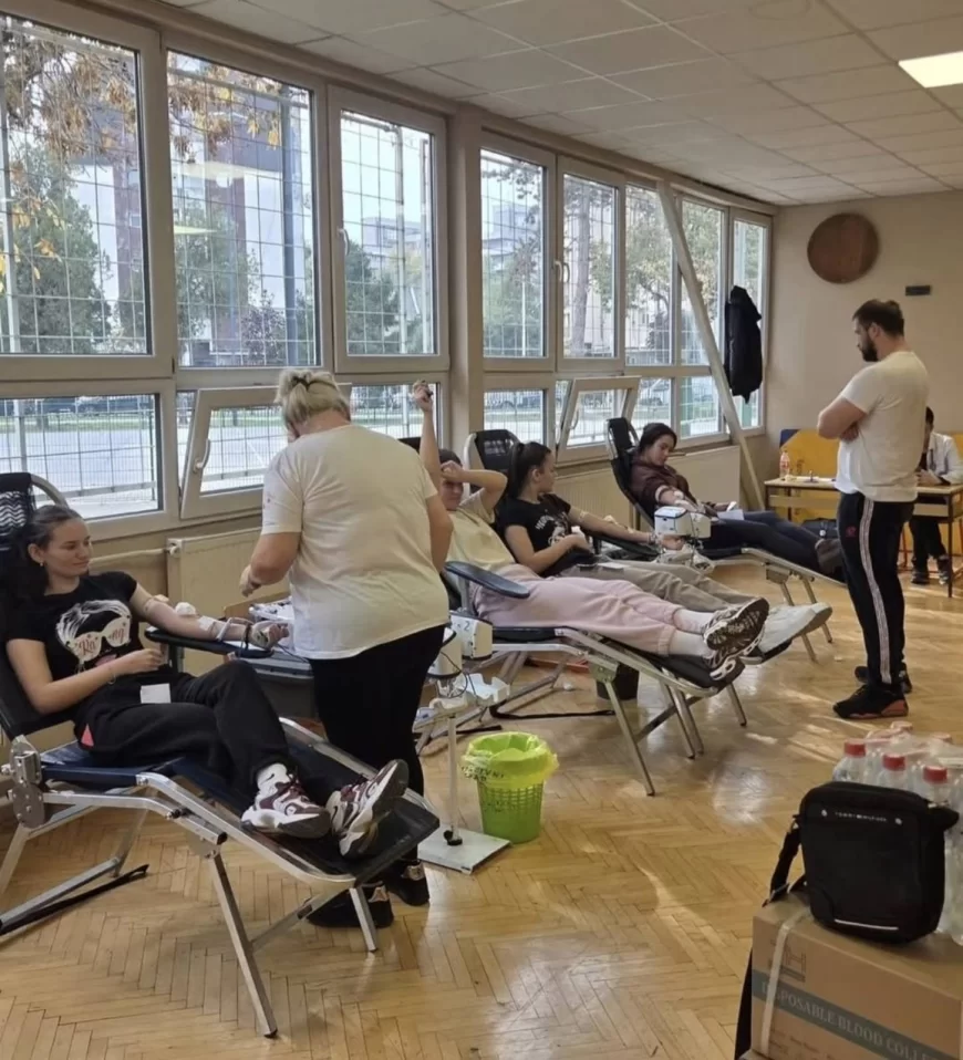 Šabački srednjoškolci pokazali humanost – u akcijama Crvenog krsta prikupljeno 117 jedinica krvi!