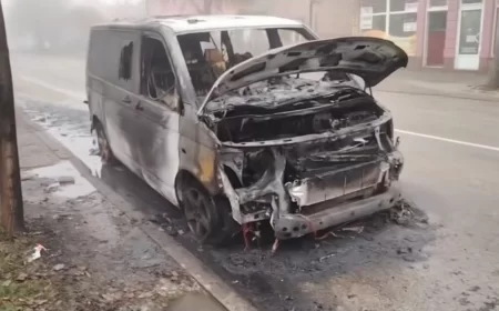 U Šapcu jutros izgoreo kombi, pričinjena velika materijalna šteta