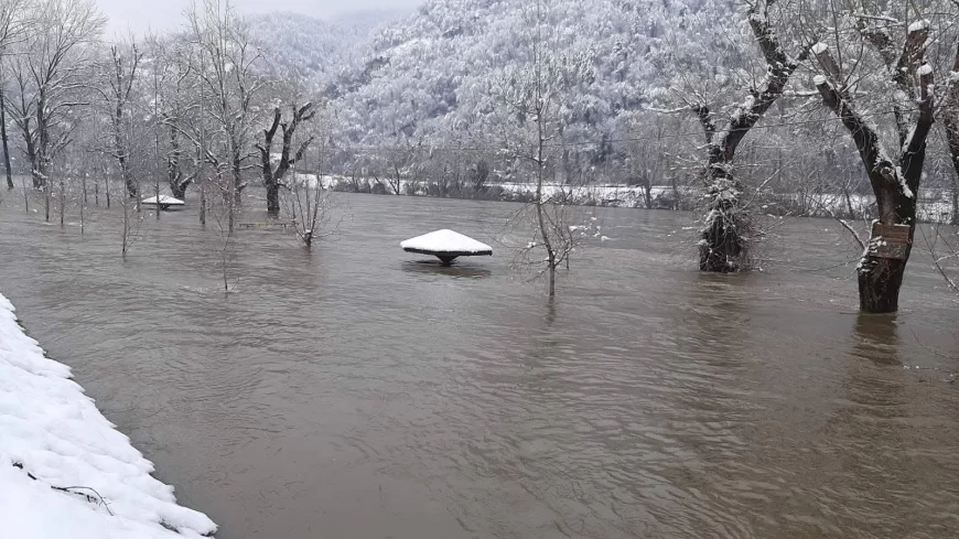 Uvedena vanredna odbrana od poplava na reci Drini