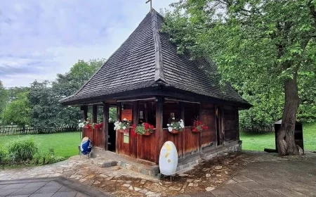 Vernici USTALI protiv zatvaranja čuvene Crkve brvnare u Tršiću!