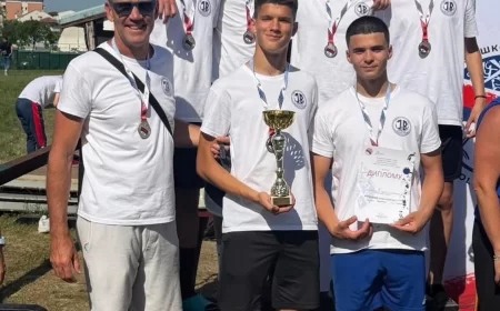 Sjajan uspeh učenika OŠ „Janko Veselinović” – vicešampioni Srbije u atletici