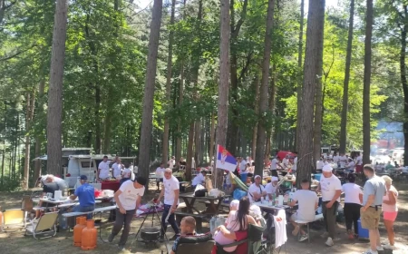 Više od 300 takmičara na Gulašijadi na Ceru: Najbolji majstori kotlića u borbi za pobednički pehar