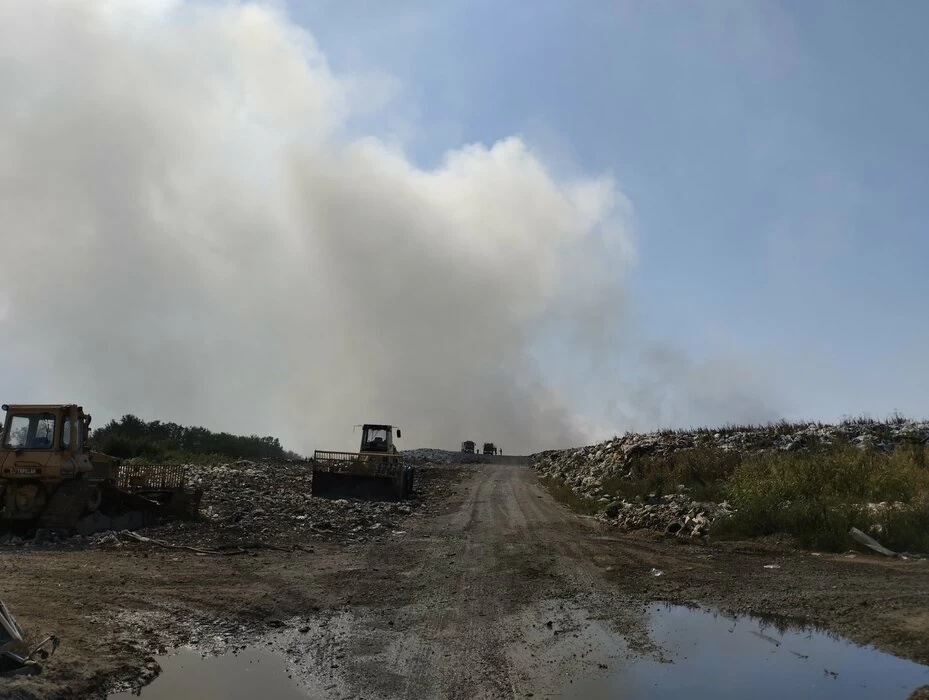 Situacija pod kontrolom nakon požara na deponiji "Srem-Mačva"