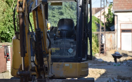 Zanatlijska ulica u subotu zatvorena za saobraćaj zbog radova na toplovodu