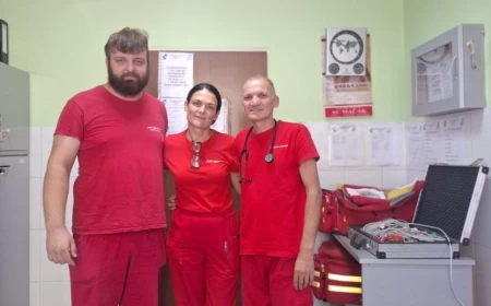 Beba požurila: devojčica Katarina rođena u sanitetu na putu od Bogatića do Šapca