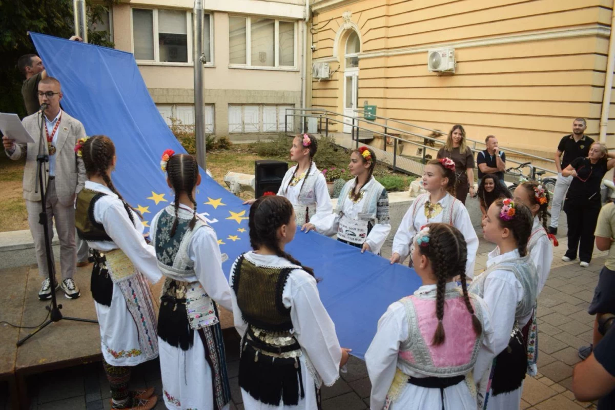 Čivijaška zastava podignuta, Šabac ušao u dane humora i karnevala