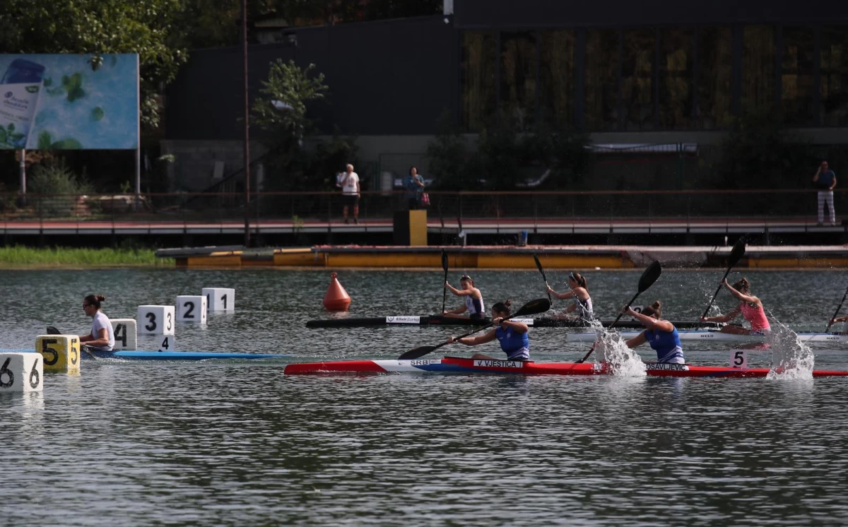 Kajakaši „Zorke“ treći u Srbiji, osvojili 14 medalja