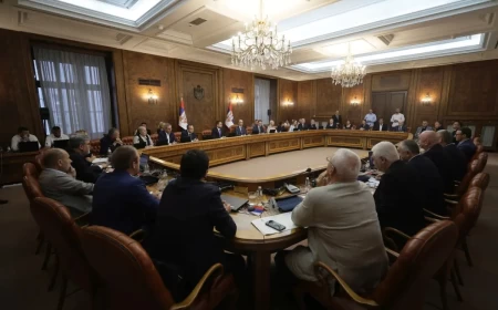 Vlada predložila raspuštanje Skupštine i raspisivanje vanrednih parlamentarnih izbora